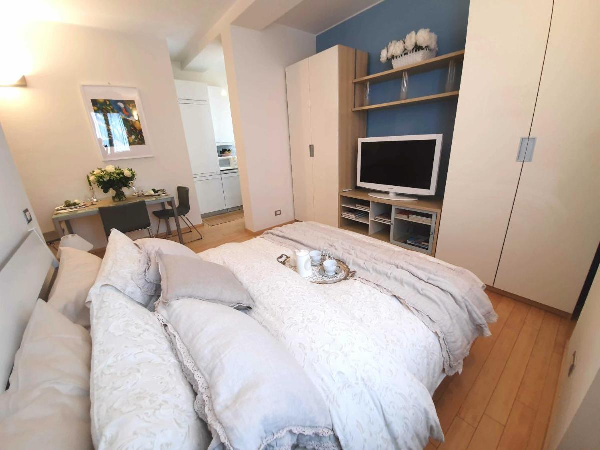 Corso Vercelli Apartment Milan Luaran gambar